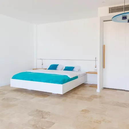 Uzunyurt Sleeps 12 Pool Air Con Wifi 파랄리아