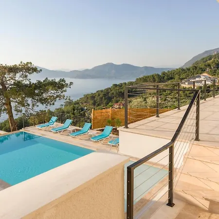 빌라 Uzunyurt Sleeps 12 Pool Air Con Wifi 파랄리아